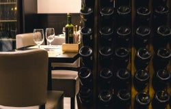 how to start a wine bar