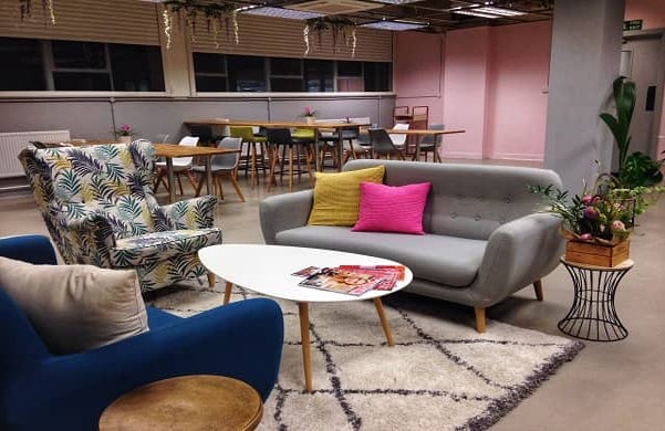 Blooms coworking office