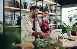 How to start an online business