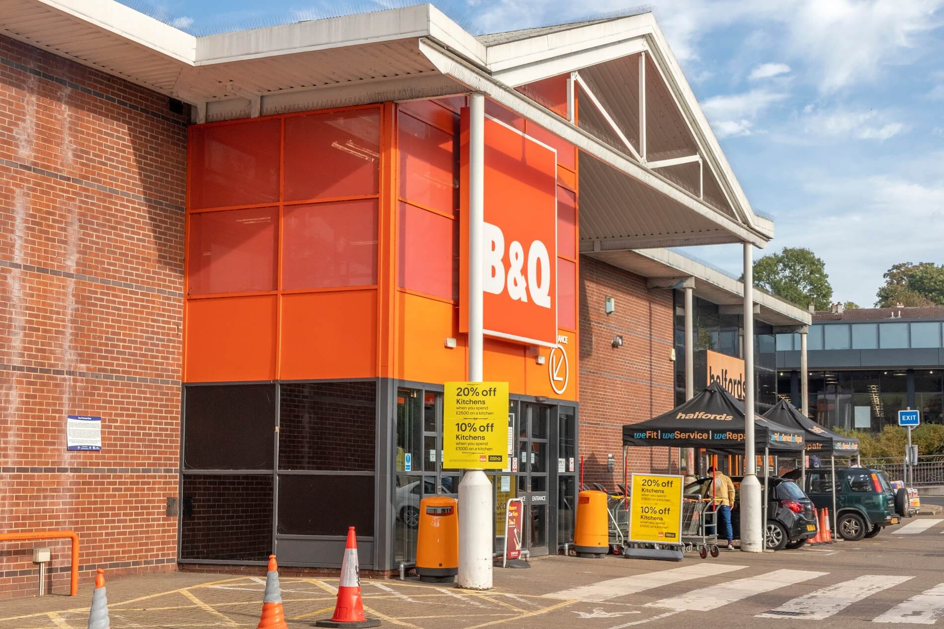 B&Q (1)