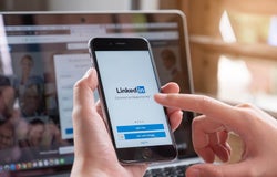 LinkedIn when is the best time to post