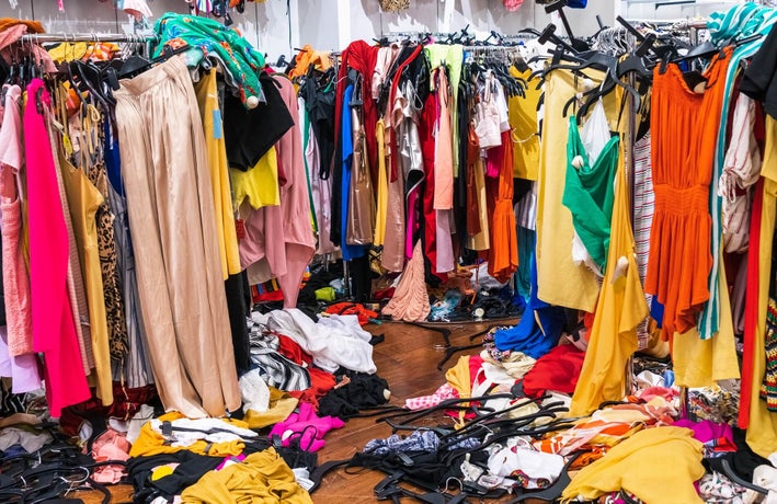 Messy shops (1)