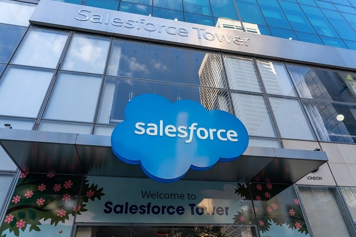 New York, NY, USA - August 18, 2022: Salesforce logo at its Corporate office in New York, NY, USA on August 18, 2022. Salesforce, Inc. is an American cloud-based software company.