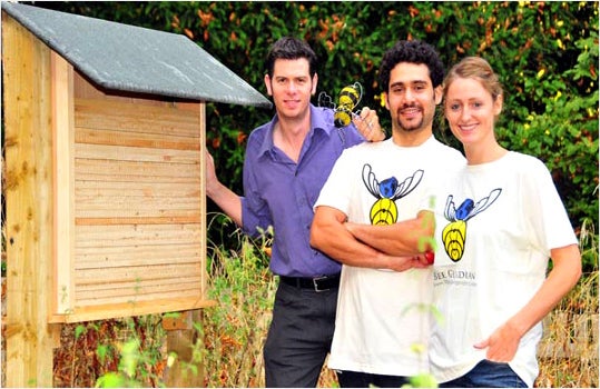 Global Bee Project: Carlo Montesanti, Jessie Jowers and Dr Adam Hart